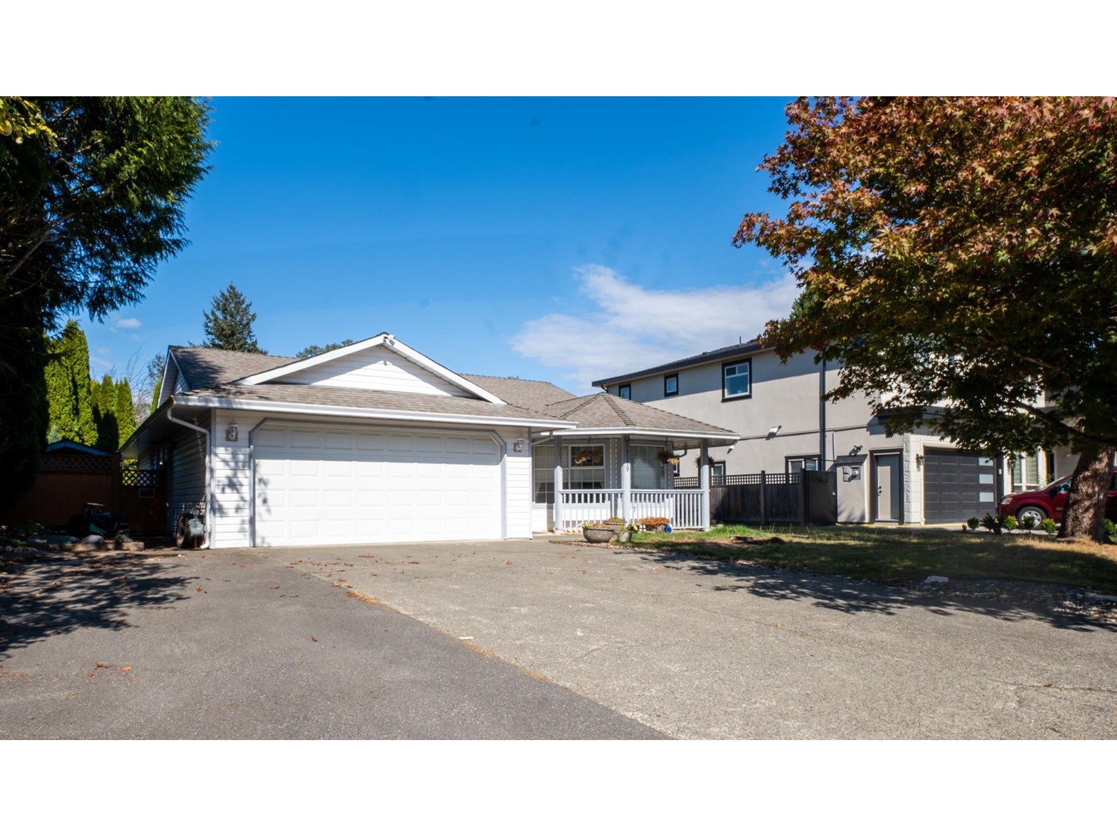16119 95a Avenue, Surrey, BC, V4N 2P2