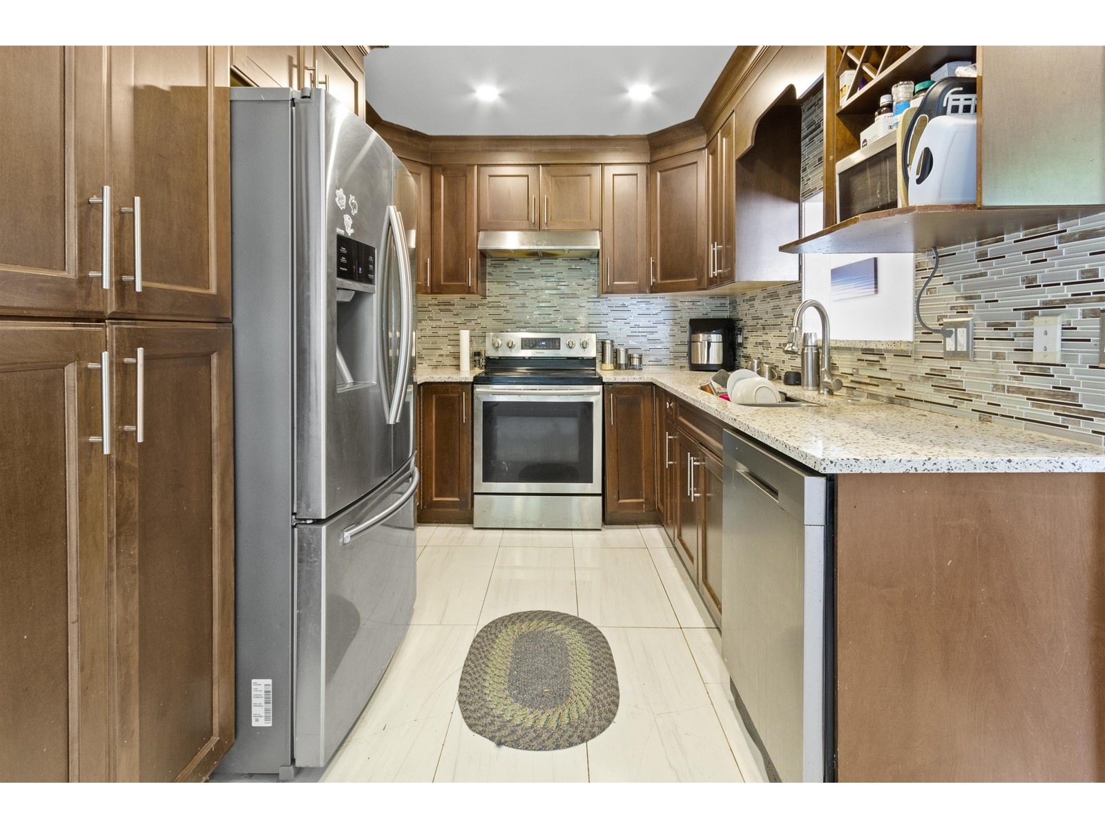 21-7140 132 Street, Surrey, BC, V3W 1J5