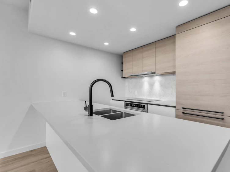TH17-13428 105, Surrey, BC, V3T 2B2 - 17