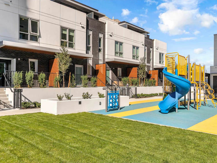 TH17-13428 105, Surrey, BC, V3T 2B2 - 39