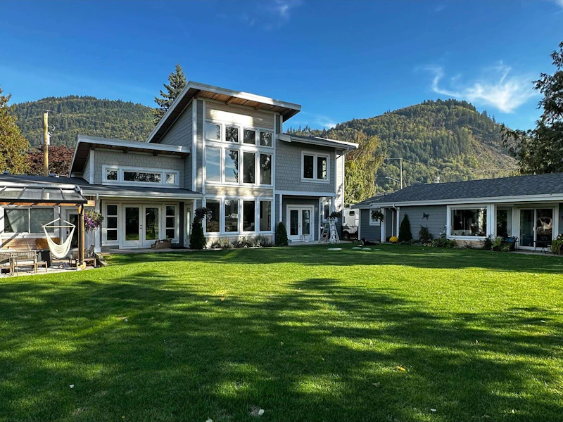 375 Arnold Road, Abbotsford BC V3G 1S4
