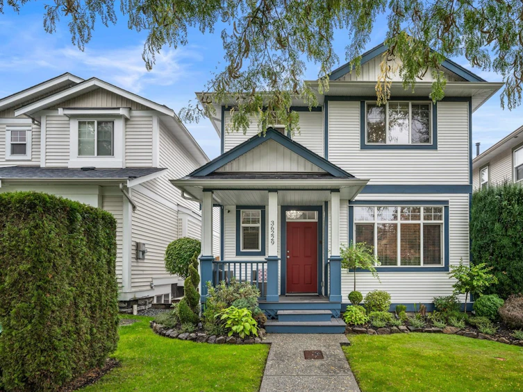36229 Atwood Crescent, Abbotsford, BC, V3G 2Y8