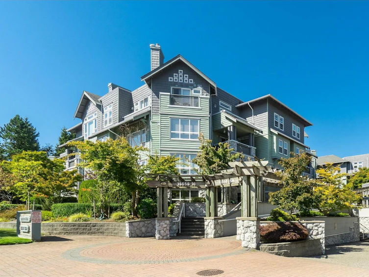 405-15558 16a, Surrey, BC, V4A 1T3