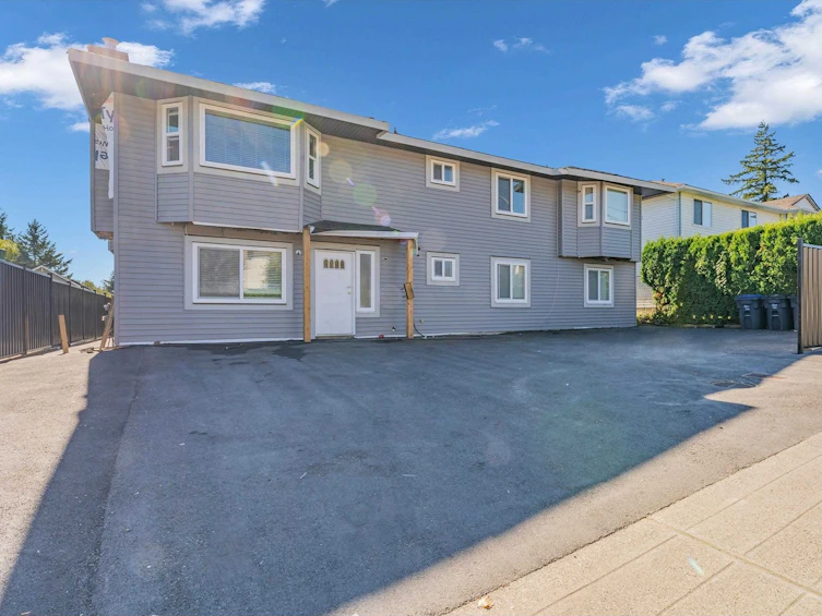 13572 68 Avenue, Surrey, BC, V3W 2G3