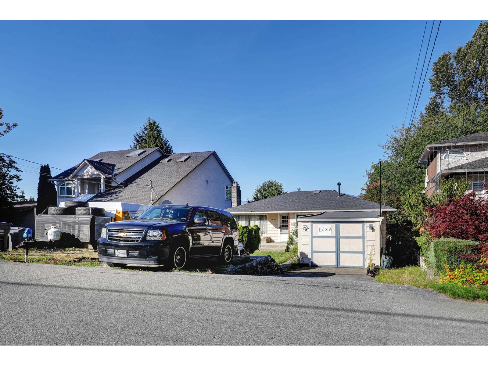 11687 98a Avenue, Surrey, BC, V3V 2L1