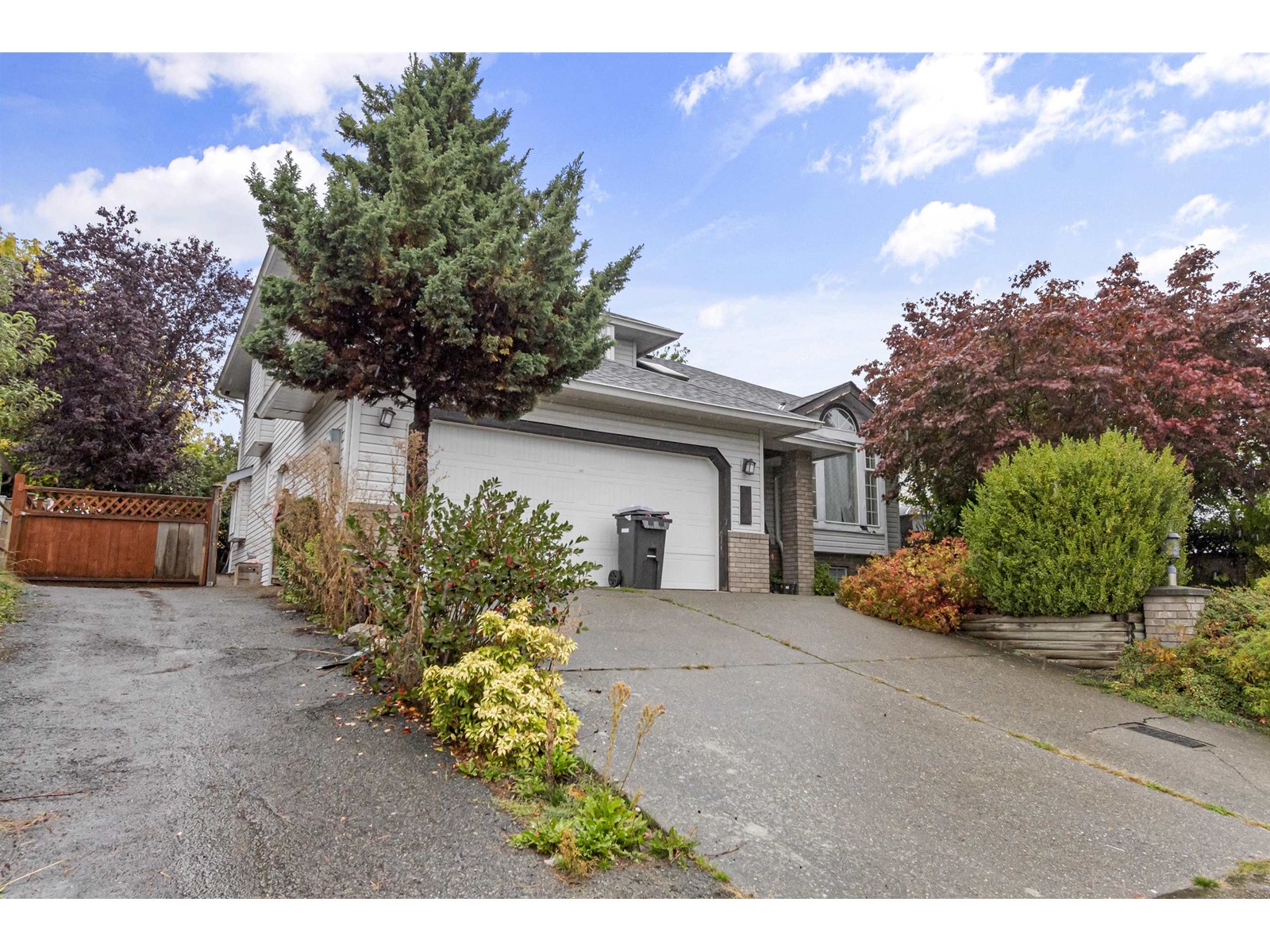 31149 Kingfisher Place, Abbotsford, BC, V2T 5J2