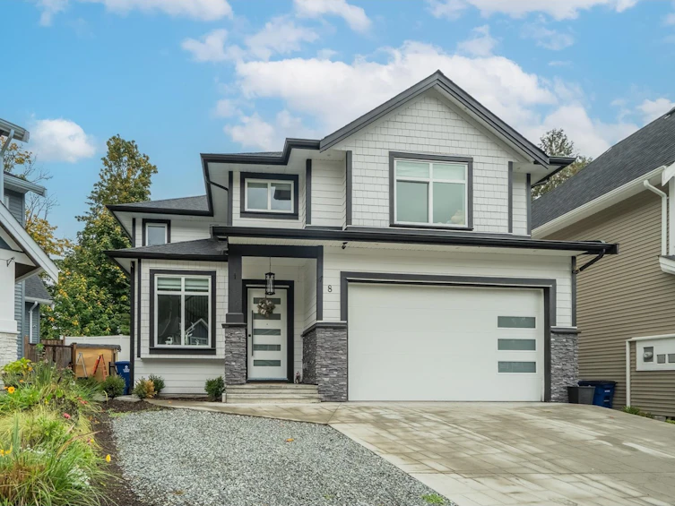 8-4581 Sumas Mountain, Abbotsford, BC, V3G 2H9
