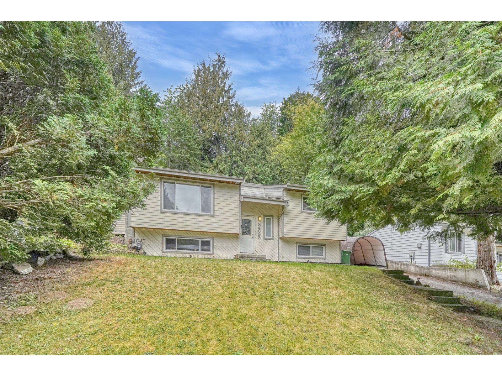 34898 Laburnum Avenue, Abbotsford, BC, V2S 5J4