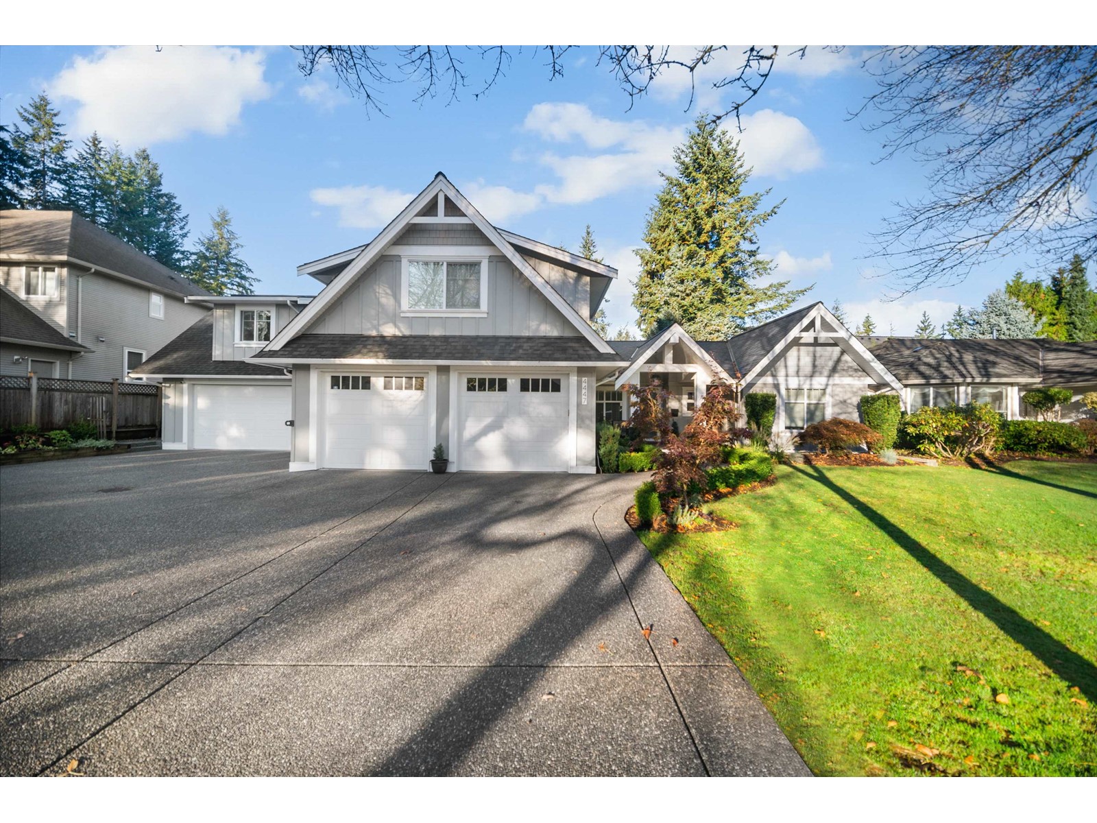 4447 209 Street, Langley, BC, V3A 8Y3