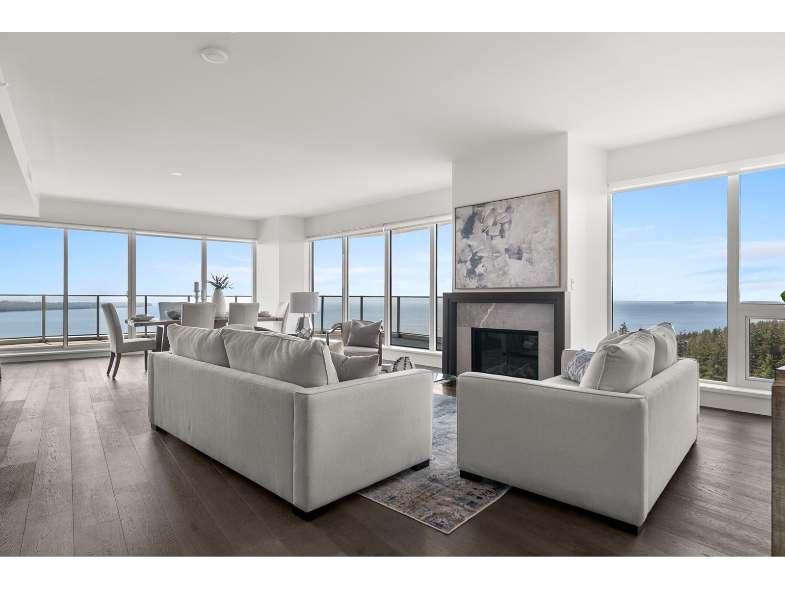 1701-1500 Martin, Surrey, BC, V3Z 2L5