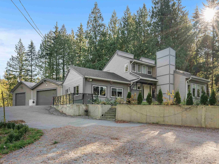 10068 Dewdney Trunk Road, Mission, BC, V4S 1K8