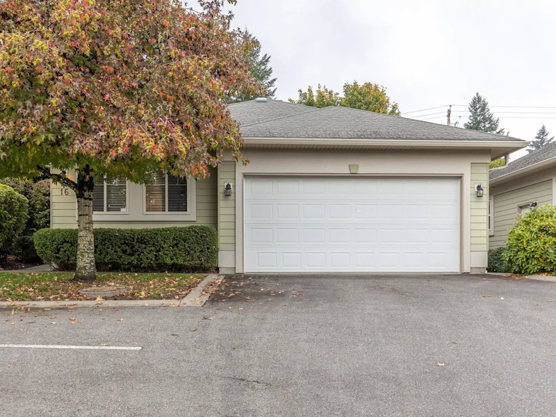 16 - 34159 Fraser Street, Abbotsford BC V2S 8P2