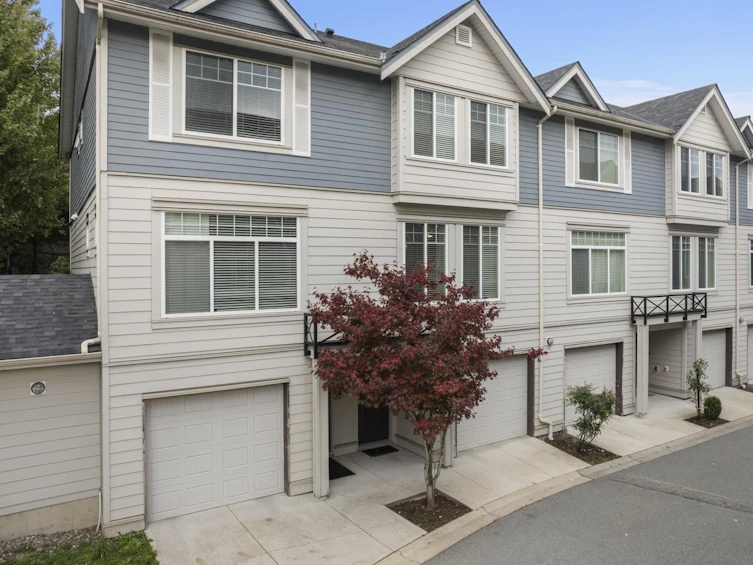 76-15399 Guildford, Surrey, BC, V3R 7C6
