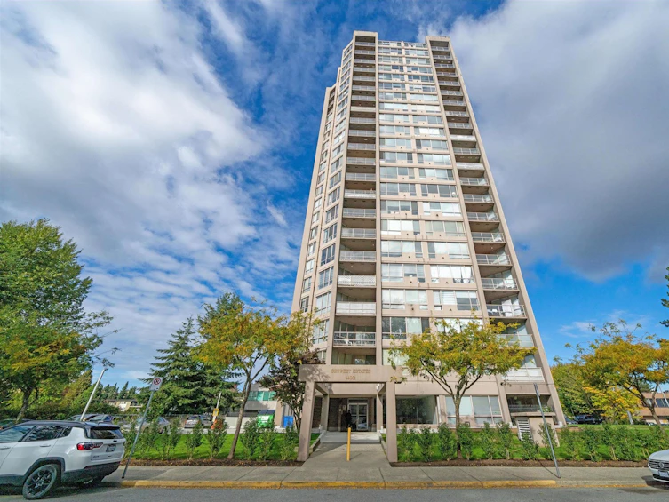 901-14881 103a, Surrey, BC, V3R 0M5