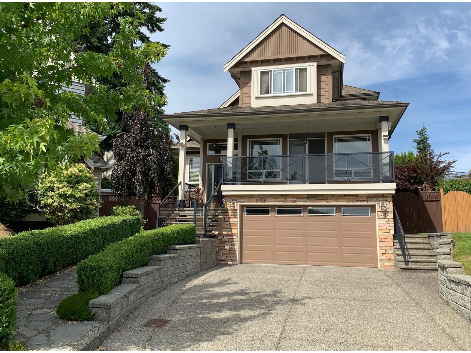 5906 164a Street, Surrey, BC, V8L 5B7