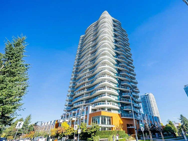 1001-13303 Central, Surrey, BC, V3T 0K6
