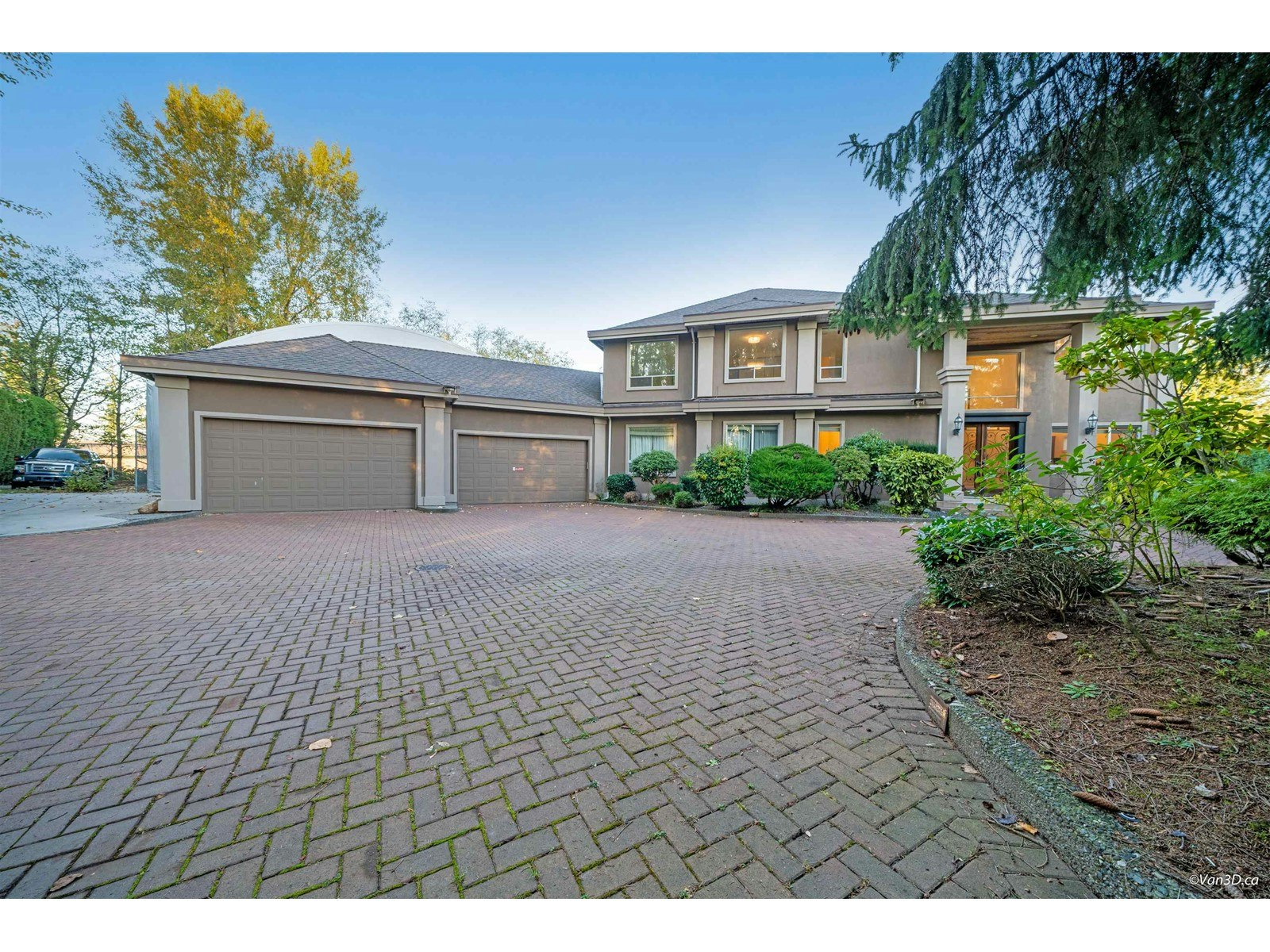 3490 155 Street, Surrey, BC, V3Z 0G4