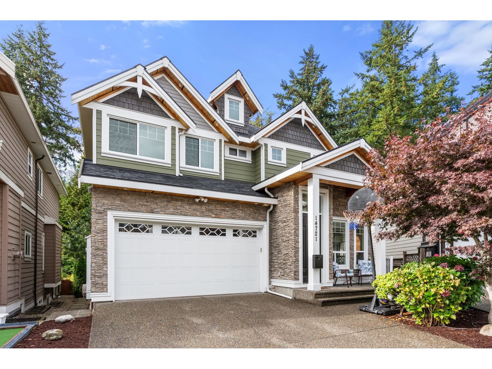 14721 34a Avenue, Surrey, BC, V4P 0B3