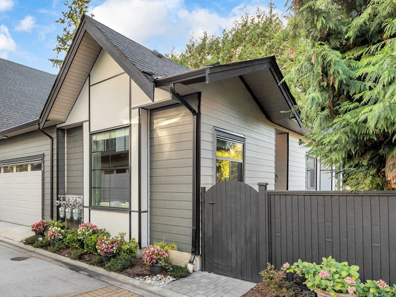 14 - 2427 164th Street, Surrey BC V3S 0E2