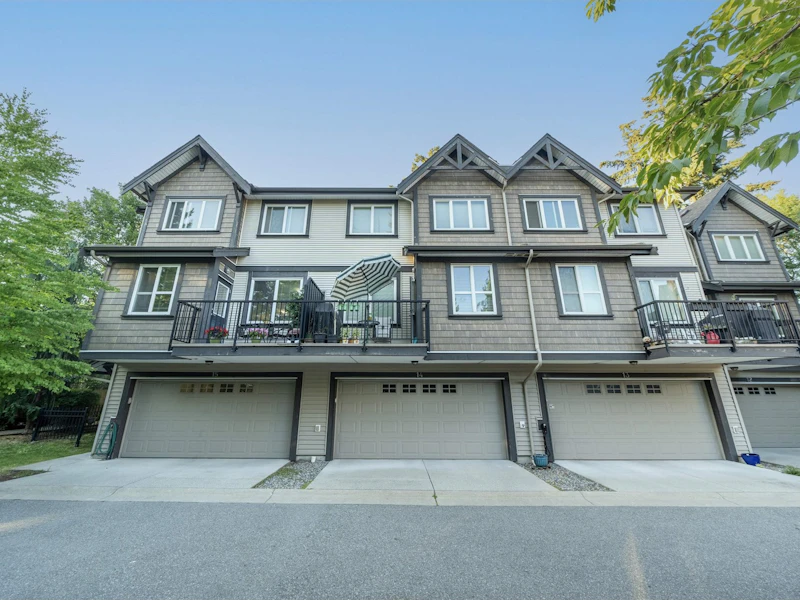 15 - 9077 150th Street, Surrey BC V3R 7Z2