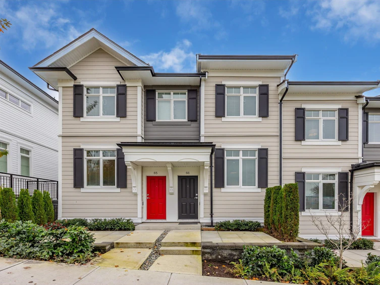 66-2070 Oak Meadows, Surrey, BC, V3Z 1J1