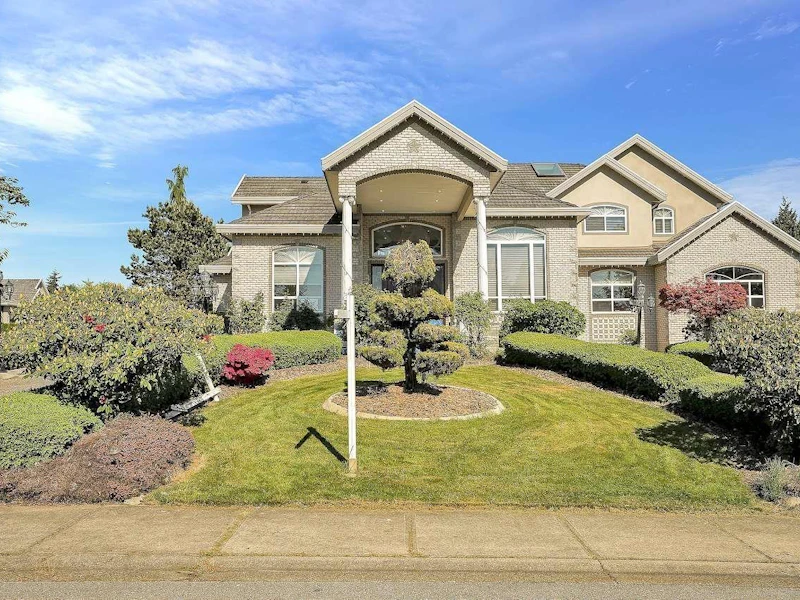 5748 123rd Street, Surrey BC V3X 3H7