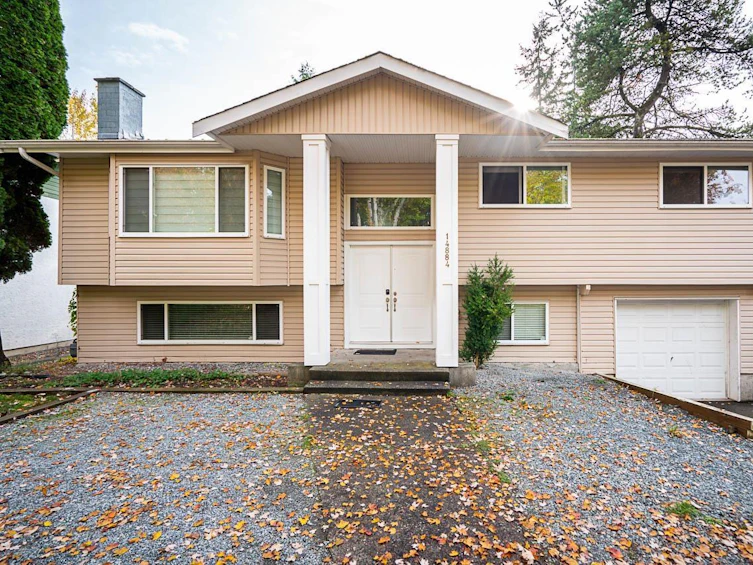 14884 94 Avenue, Surrey, BC, V3R 7B1