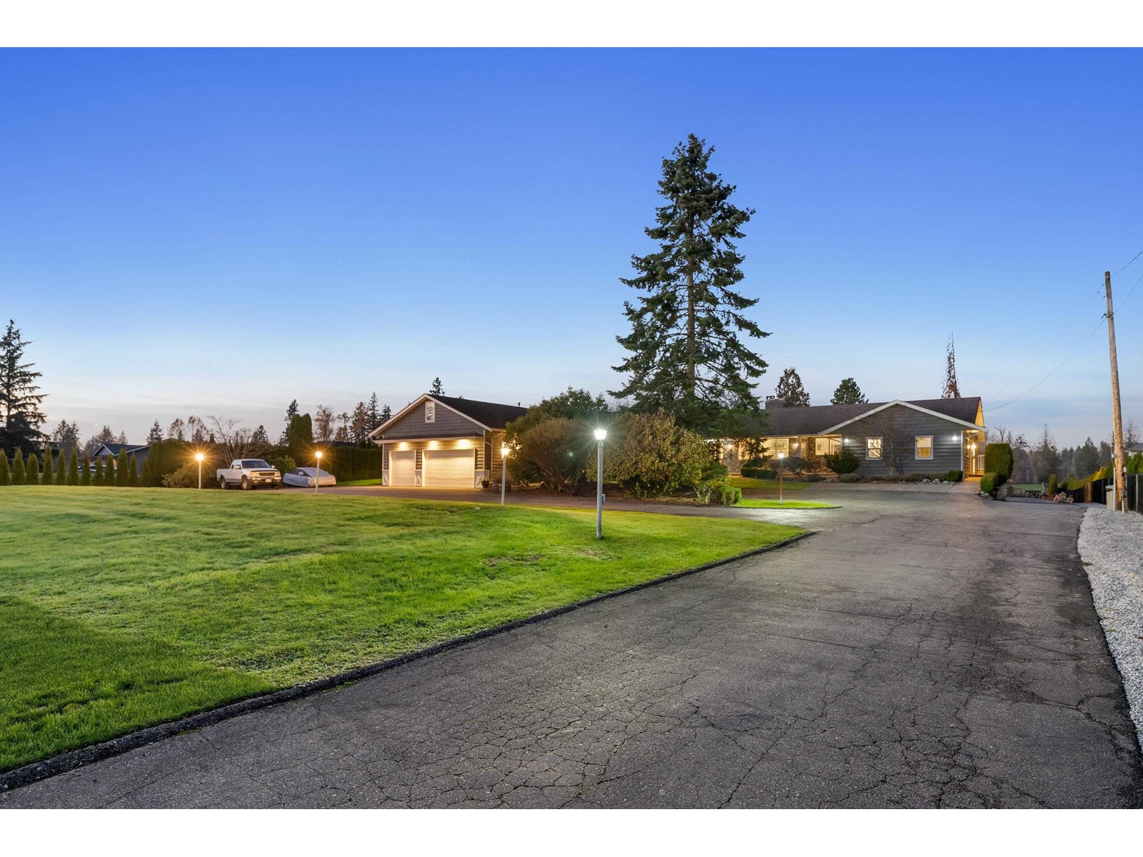21871 100 Avenue, Langley, BC, V1M 3V1