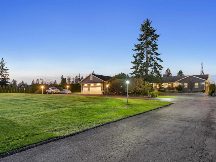 21871 100 Avenue, Langley, BC, V1M 3V1