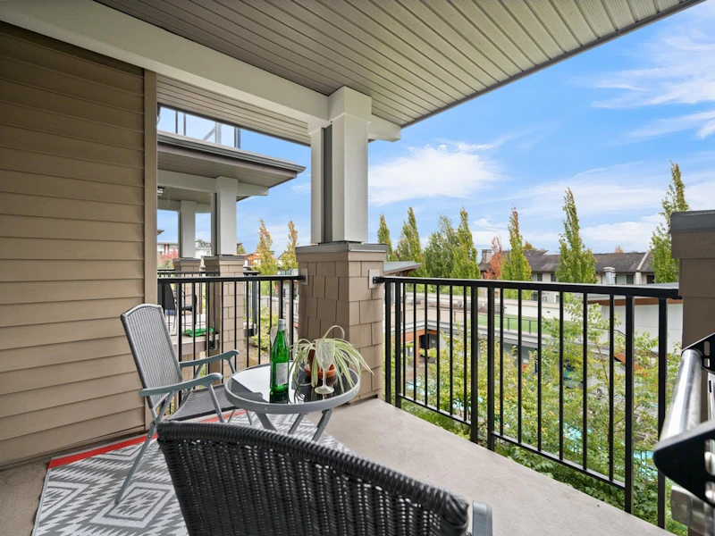 325 - 6628 120th Street, Surrey BC V3W 1T7
