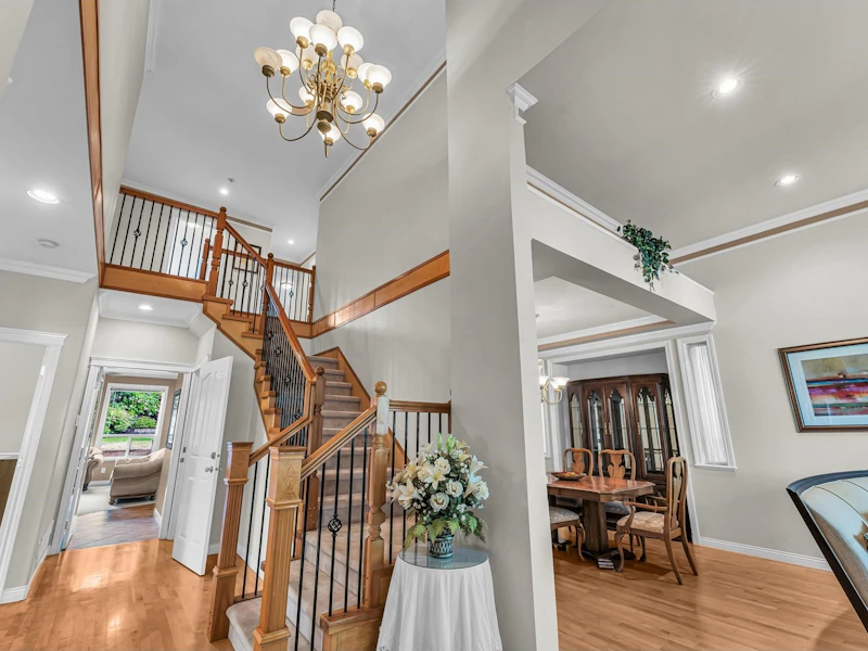 16986 105a Avenue, Surrey BC V4N 5H8