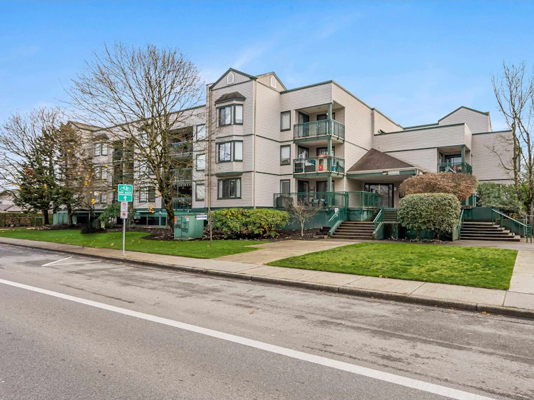 211-20454 53, Langley, BC, V3A 7S1