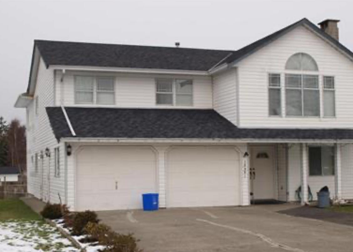 13331 82b Avenue, Surrey, BC, V3W 0H1