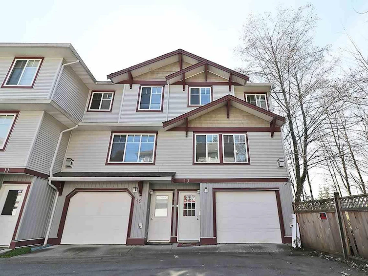 13-12070 76, Surrey, BC, V3W 5Z2