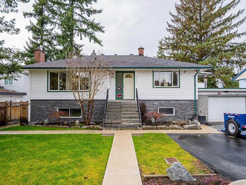9909 128a Street, Surrey BC V3T 3E2