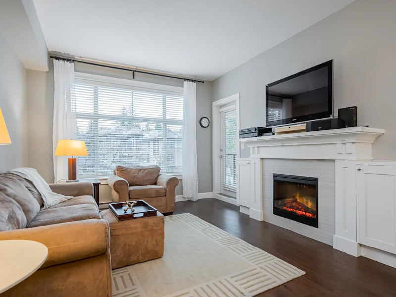 217 - 15185 36th Avenue, Surrey BC V3Z 4R3