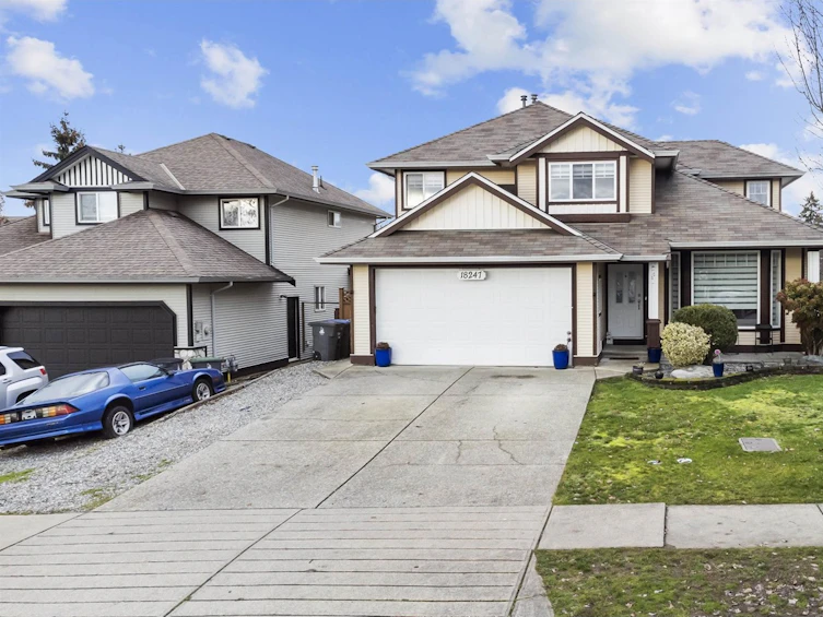 18247 68 Avenue, Surrey, BC, V3S 9C6