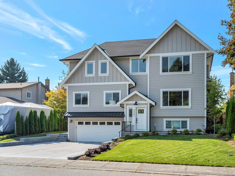 9283 212b Street, Langley, BC, V1M 1K9