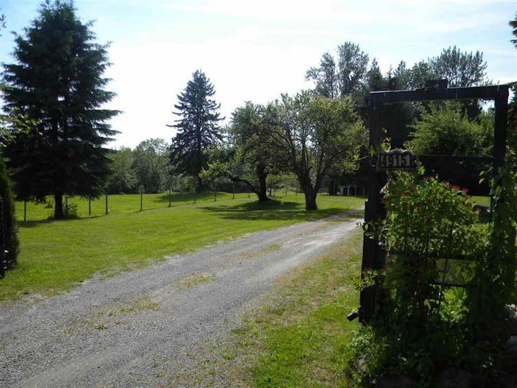 4915 Sumas Mountain Road, Abbotsford, BC, V3G 3C1