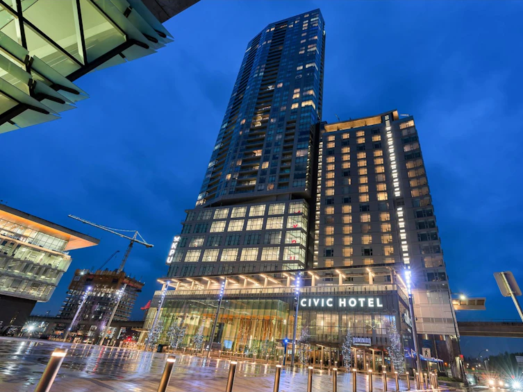 2706-13495 Central, Surrey, BC, V3T 0K2