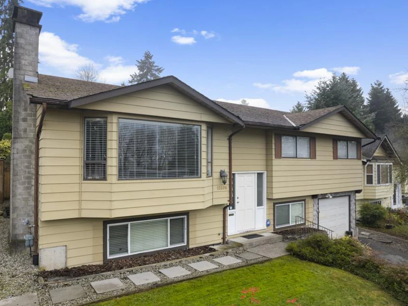 13508 Crestview Drive, Surrey BC V3R 6T2