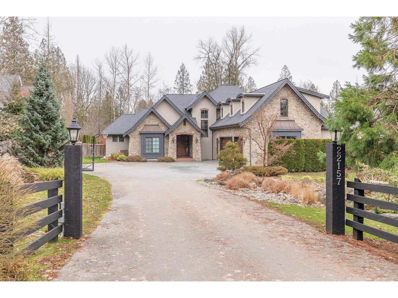 22157 86a Avenue, Langley, BC, V1M 3S8
