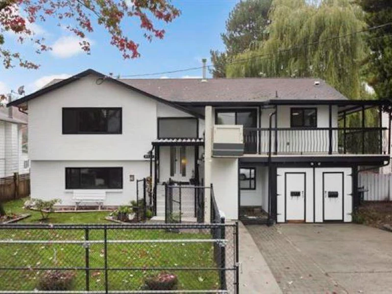 9921 134th Street, Surrey BC V3T 5G8