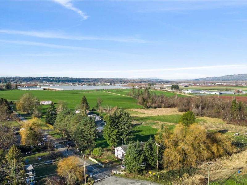 33585 Clayburn Road, Abbotsford BC V2S 7T8
