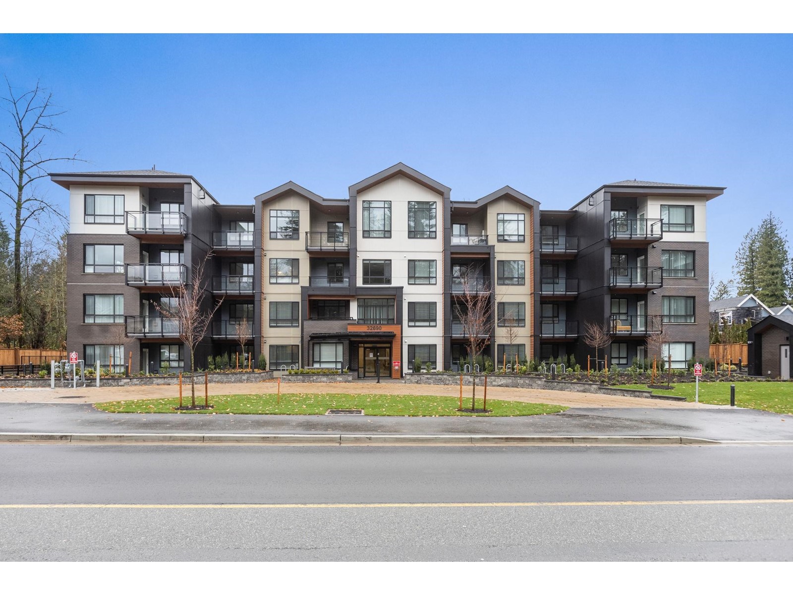 417-32690 14, Mission, BC, V2V 2N8