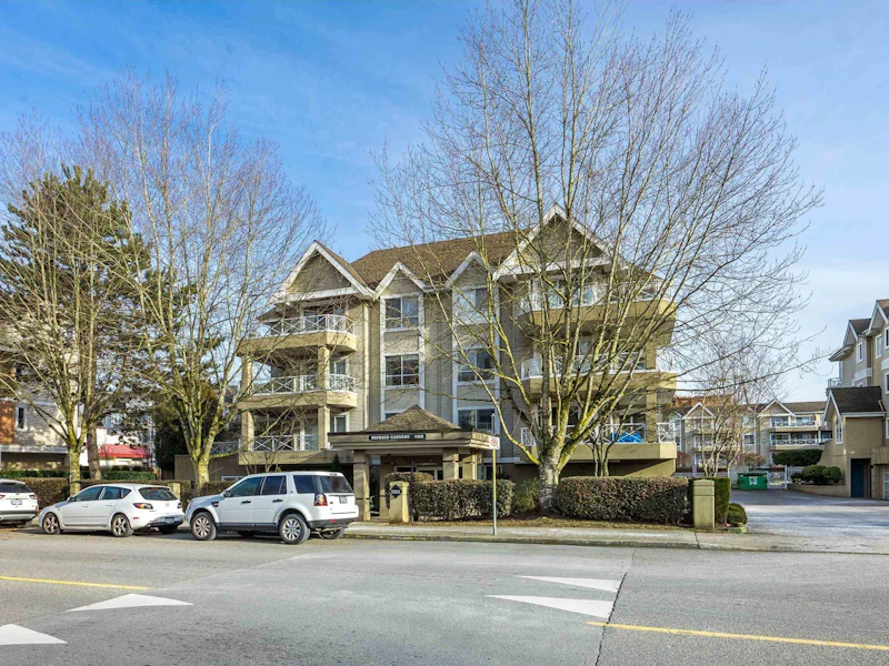 212 - 5568 201a Street, Langley BC V3A 8K5