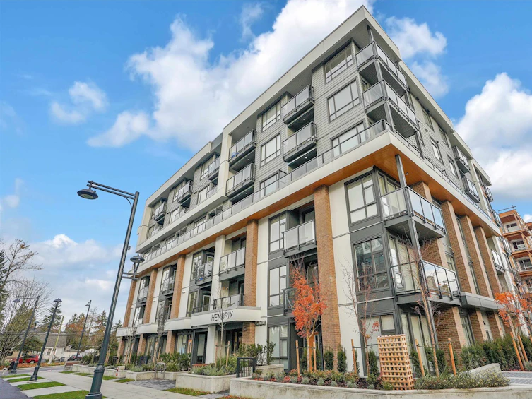 407-10778 138, Surrey, BC, V3T 4K8