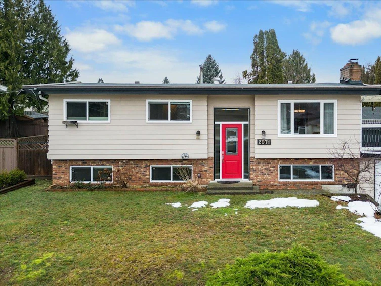 2071 Gladwin Road, Abbotsford, BC, V2S 2Y5