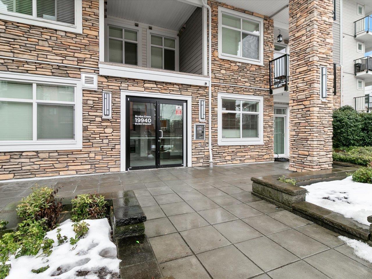 203-19940 Brydon, Langley, BC, V3A 0K8