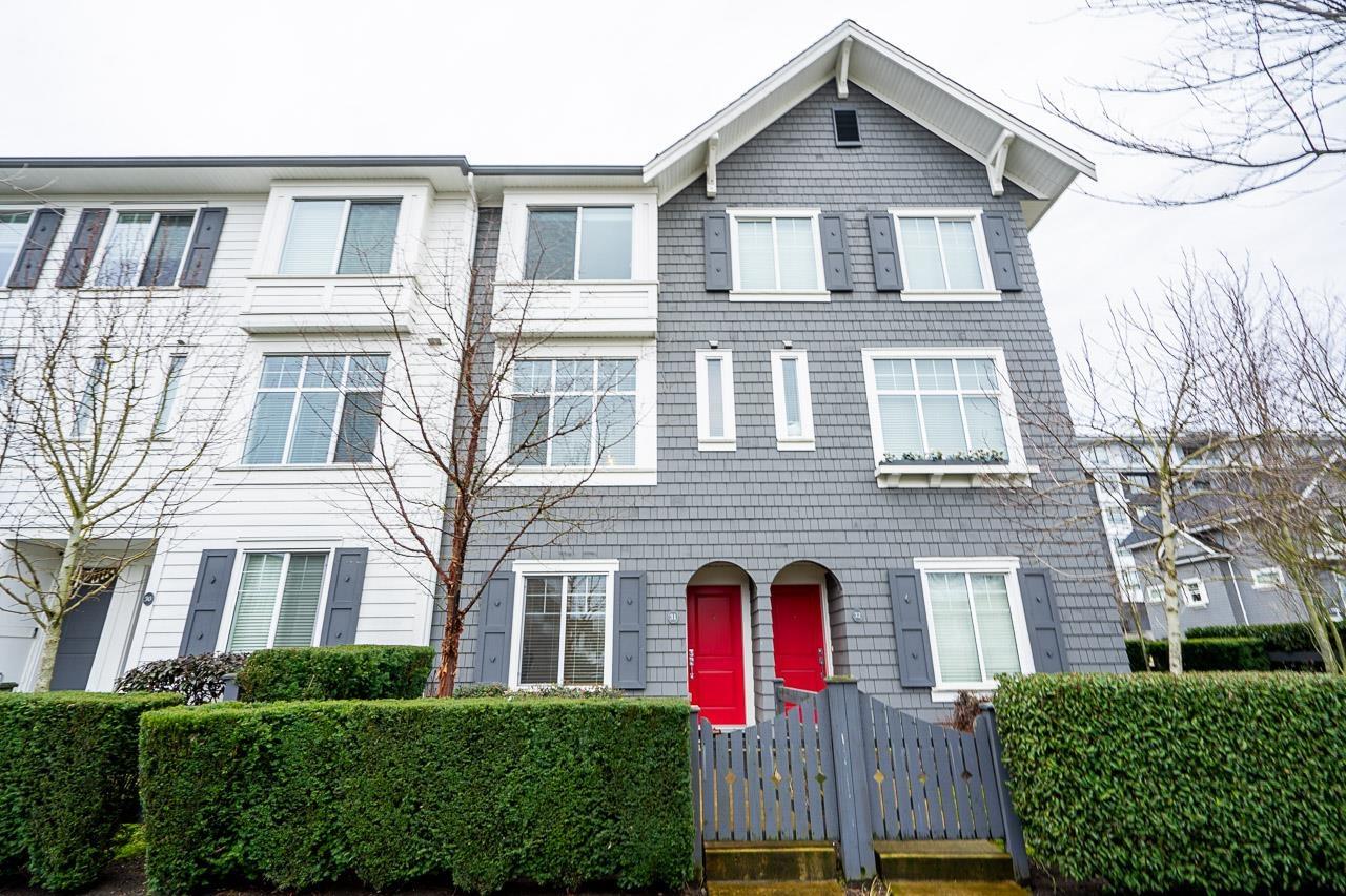 31-13636 81a, Surrey, BC, V3W 1H9